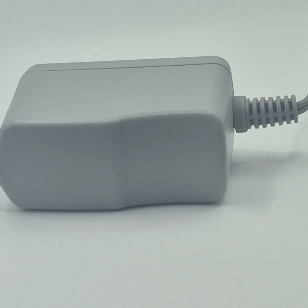 Charger #BLC060500800WU Gray 5V 800mA - NEW